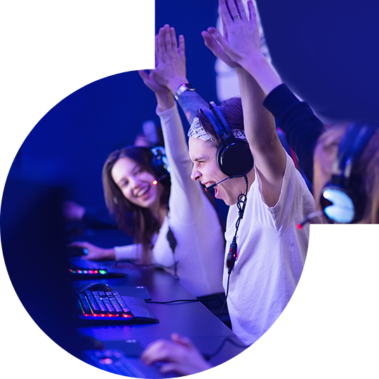 亿万28独家双向驱动技术<br>让电竞玩家尽情享受极致高速快感